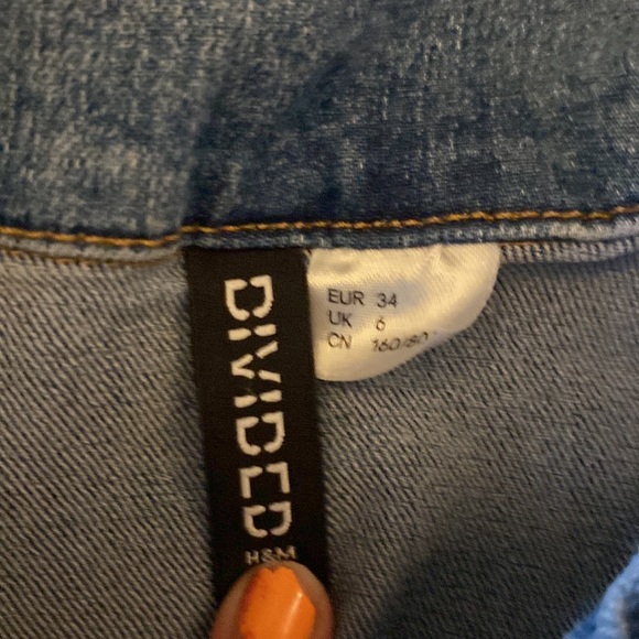 H & M romper. - Picture 2 of 3